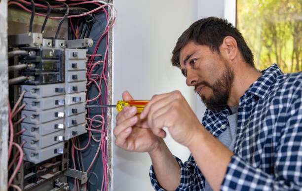 Best Electrical Outlet Repair  in North Riverside, IL